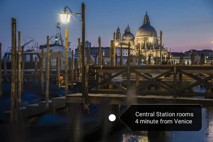 Central Station Rooms メストレ エクステリア 写真